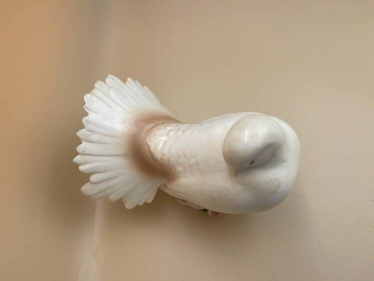 Porcelanowa figurka "Gołąb" PS.27.56 - obrazek 3