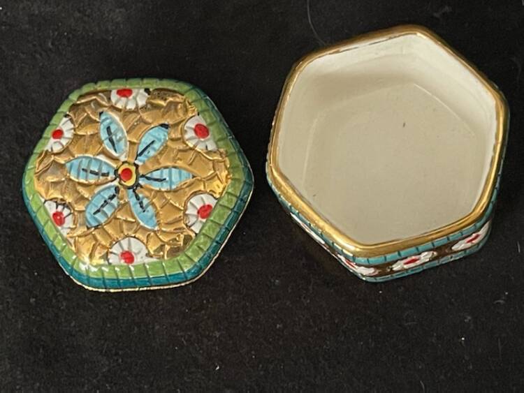 PUZDERKA Porcelana 10 szt.(P.23.39) - Image 27
