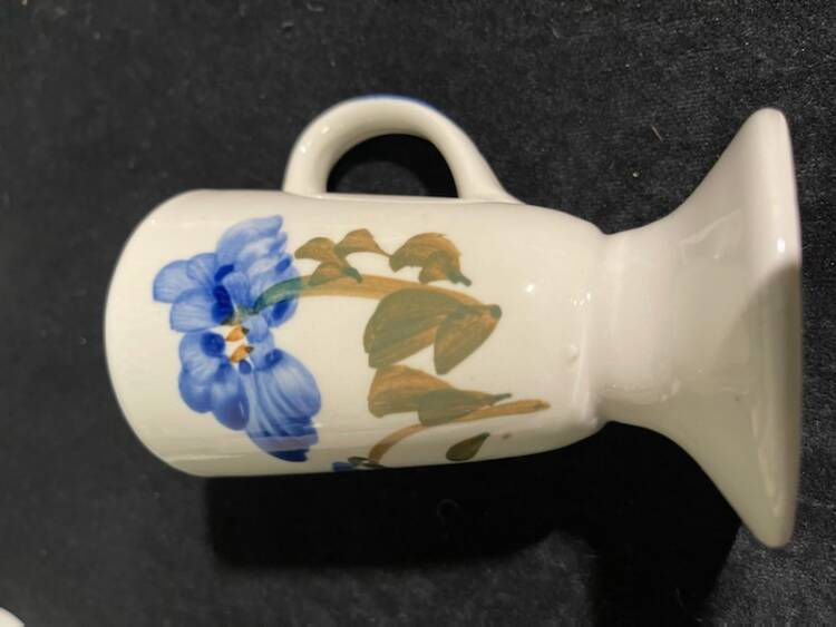 Pucharki ceramiczne - (X.24.11)