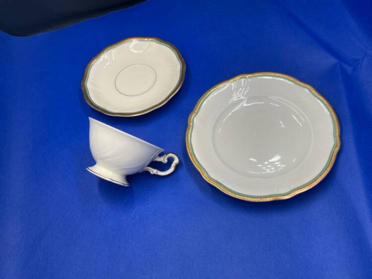 Porcelana Hutschenreuther "KOLEKCJONERSKIE TRIO"(PN.25.95) - Image 6
