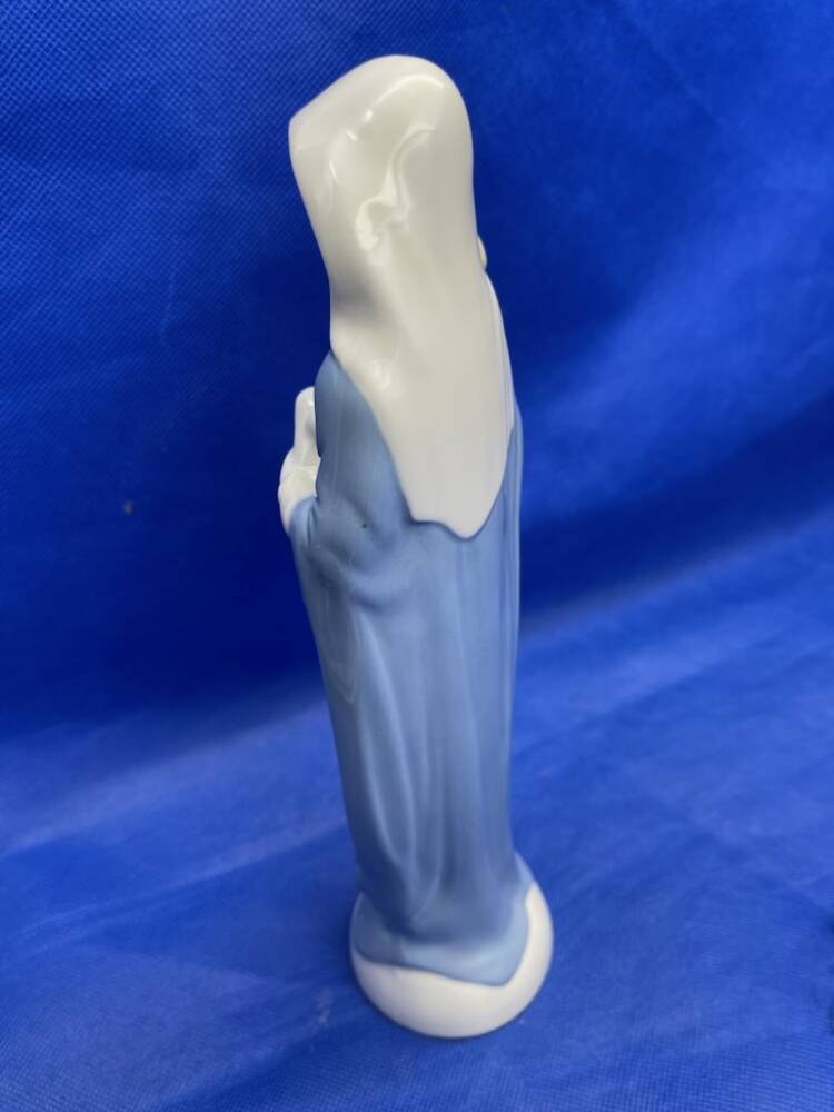 PRZEŚLICZNA FIGURA "MADONNA Z DZIECKIEM" Lippelsdorf PN.28.03 - obrazek 5