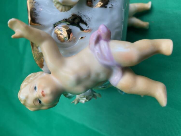ANTYCZNA -Porcelanowa żardiniera z PUTTO  PA.28.53 - obrazek 7